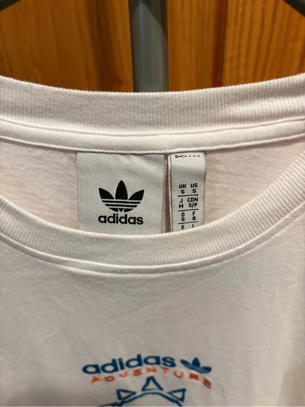 adidas Adventure White T‑Shirt with Blue Sun Graphic
